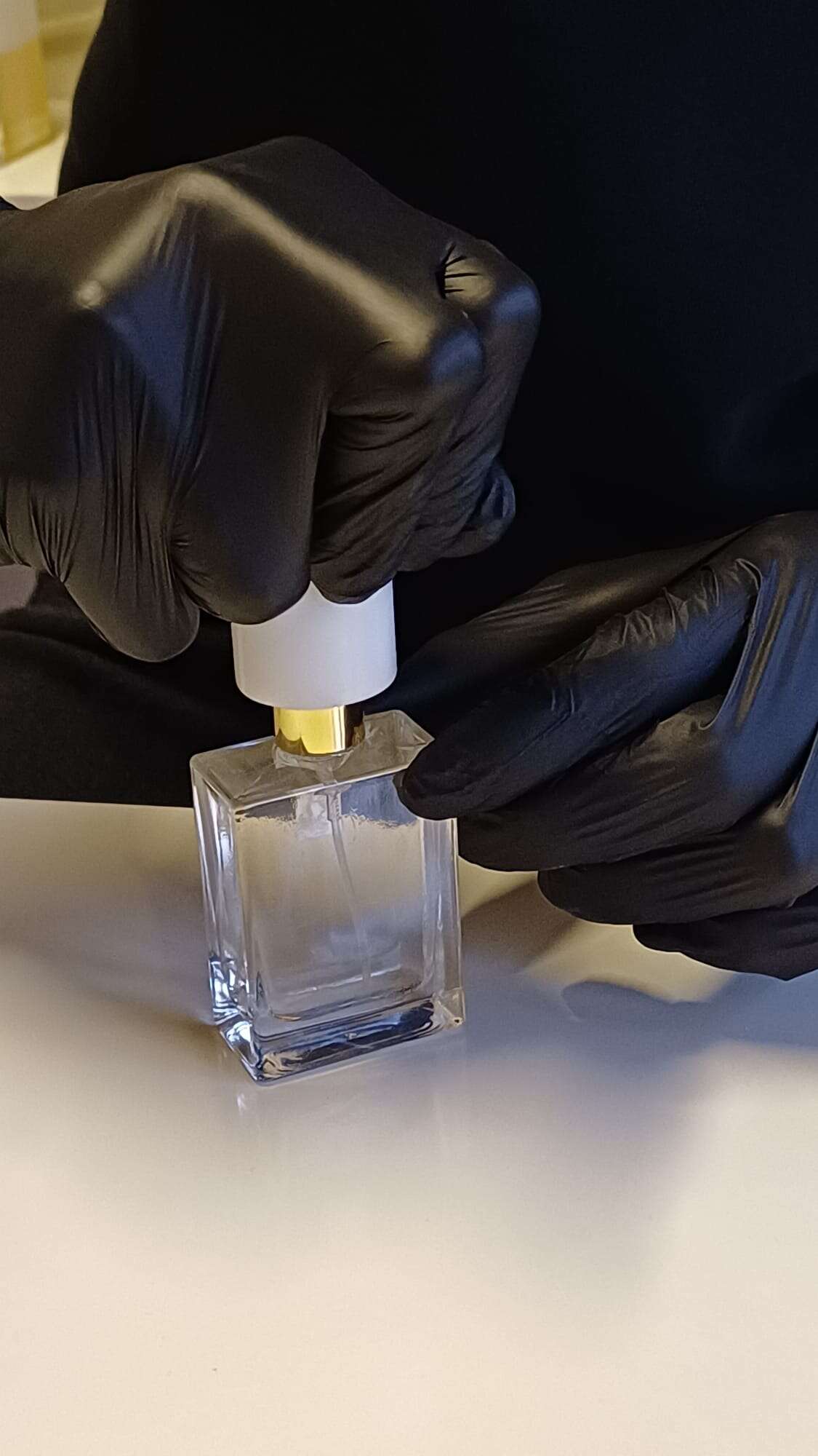 Muğla’da Hem Öğrenci Hem Girişimci: Eroğlu’dan Özel Parfümler 6